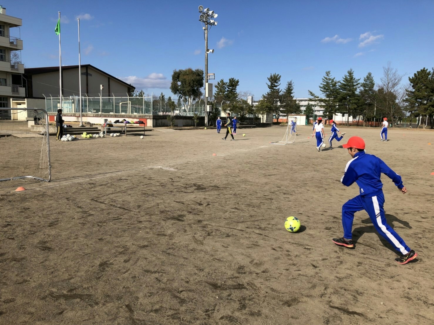 2017復興支援サッカーキャラバン＠仙台市立鶴巻小学校 ベガルタ仙台ホームタウンBLOG