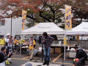2012111001
