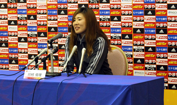 バックナンバー15 5月1日 金 川村優理選手 Fifa女子ワールドカップ カナダ 15 なでしこジャパン 日本女子 代表 メンバー選出記者会見を行いました