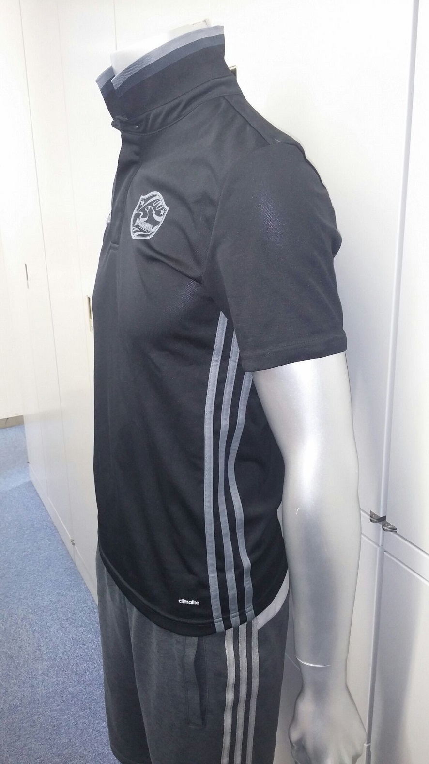 バックナンバー2016 | 16VEGALTA×adidasコラボ商品『ポロシャツ
