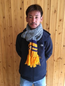 マフラー菅井選手1