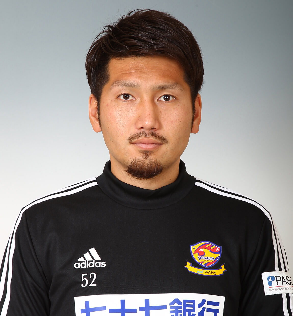 コーチ 齋藤　直幸の写真を紹介