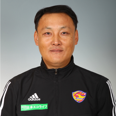 フィジカルコーチ イ　チャンヨブの写真を紹介