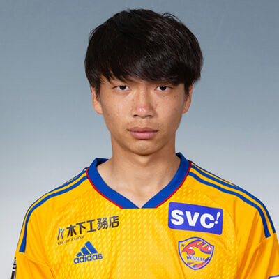 MF 鎌田 大夢の写真を紹介