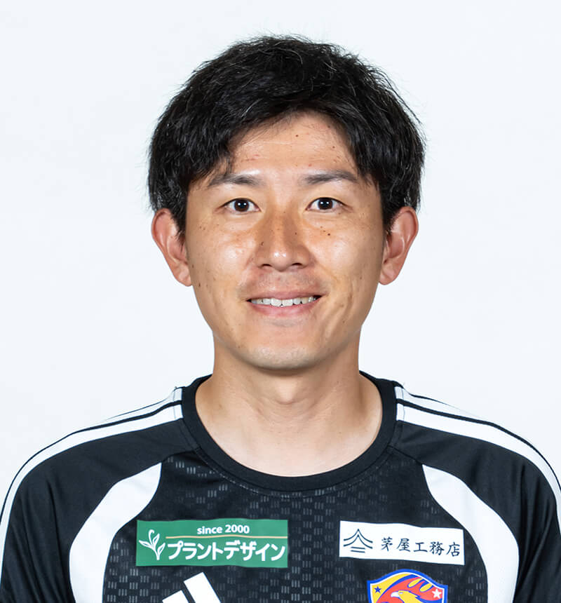 トレーナー 金谷 良太の写真を紹介