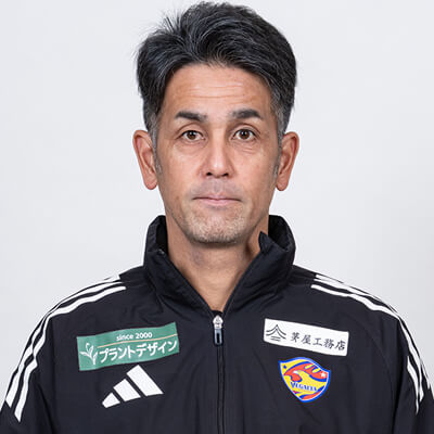 ヘッドコーチ 片渕 浩一郎の写真を紹介