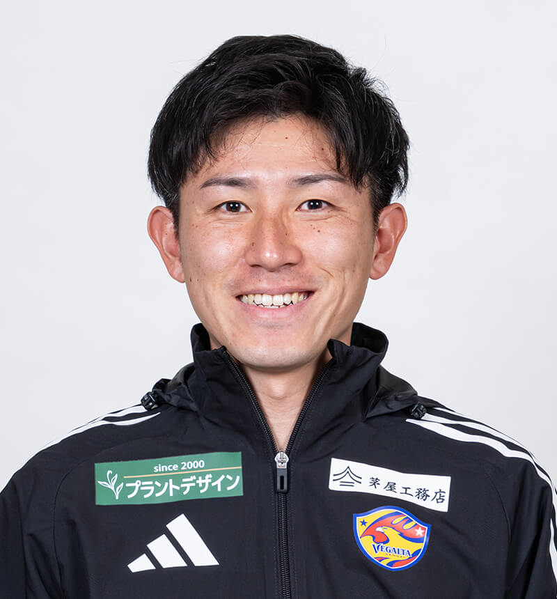 トレーナー 金谷 良太の写真を紹介